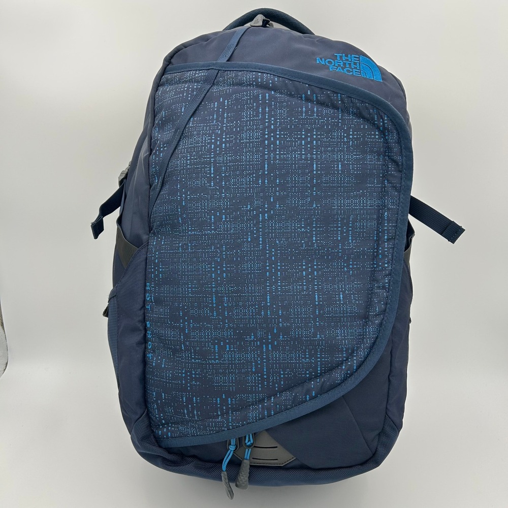 EUC The North Face Hot Shot Backpack in Urban Navy Utility Tactical Techwear